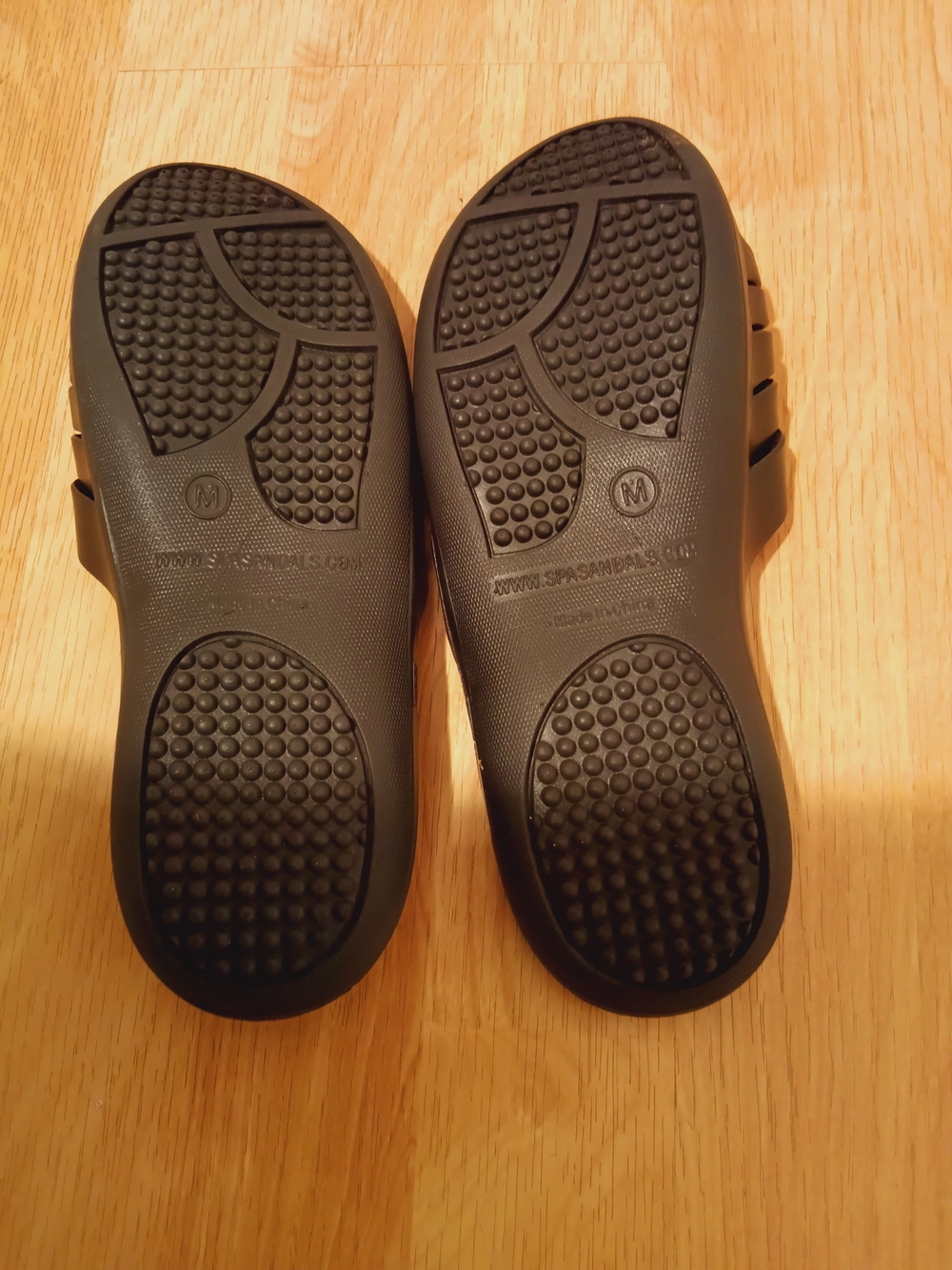 Yeah baby/ Unisex Sandals/ Cloud 9 Spa Slipper/ Size M - Picture 8 of 12